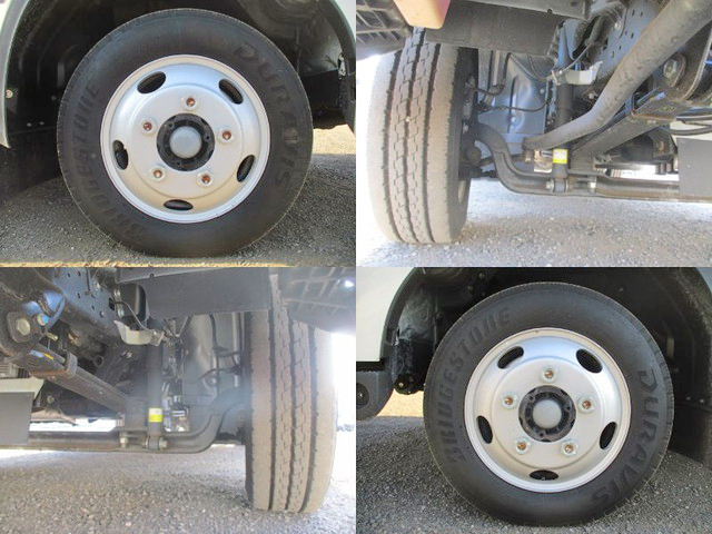 トヨタトヨエース平ボディ小型（2t・3t）[写真16]