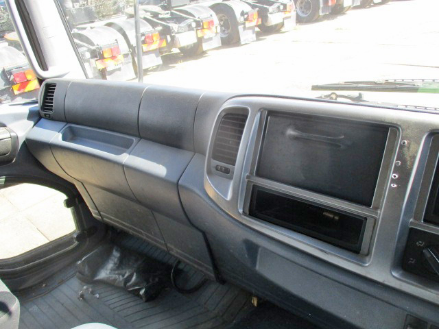 日野レンジャークレーン3段中型（4t）[写真34]