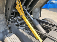 いすゞエルフパッカー車（塵芥車）小型（2t・3t）[写真23]