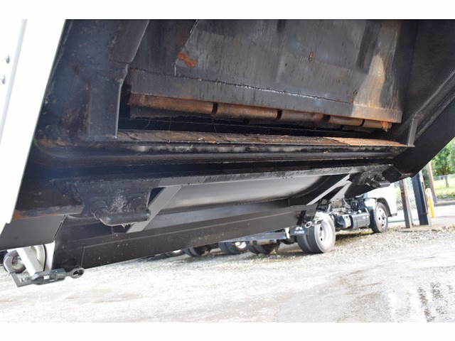 日野デュトロパッカー車（塵芥車）小型（2t・3t）[写真18]