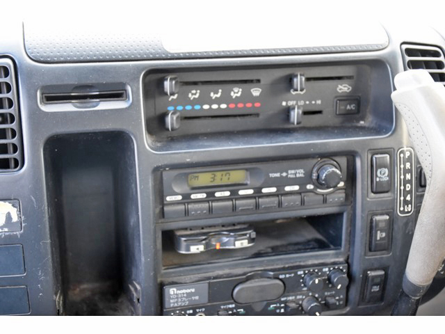 日野デュトロパッカー車（塵芥車）小型（2t・3t）[写真31]