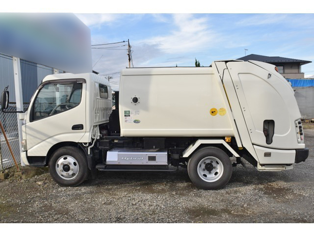 日野デュトロパッカー車（塵芥車）小型（2t・3t）[写真05]