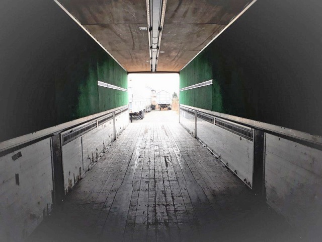 輸送機工業その他の車種ウイングトレーラー大型（10t）[写真06]