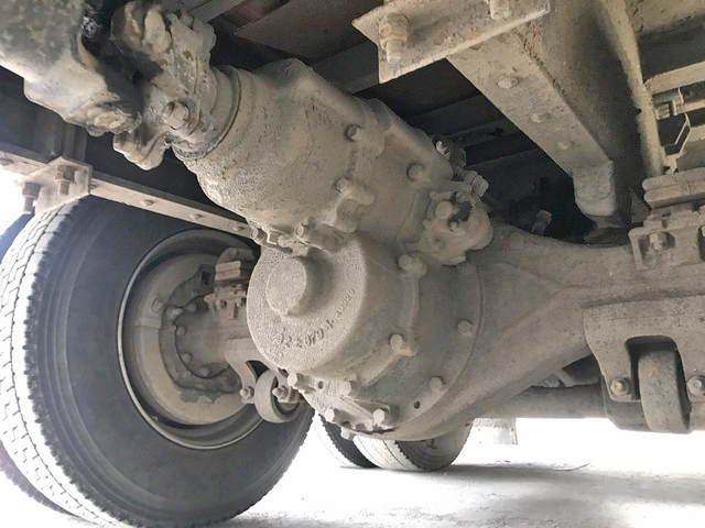 いすゞギガセルフローダー大型（10t）[写真19]