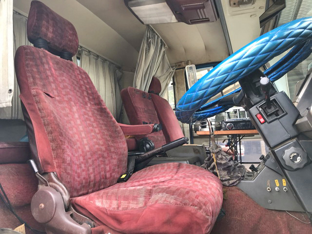 いすゞギガセルフローダー大型（10t）[写真28]