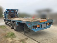 いすゞギガセルフローダー大型（10t）[写真02]