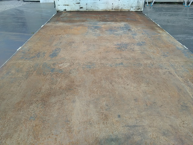 日産アトラス平ボディ小型（2t・3t）[写真15]