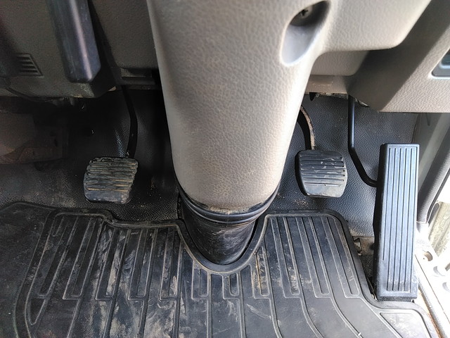 日産アトラス平ボディ小型（2t・3t）[写真32]