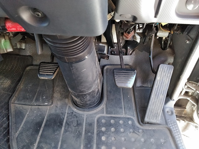 いすゞエルフ平ボディ小型（2t・3t）[写真27]