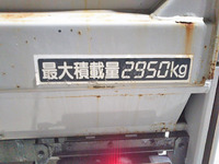 いすゞエルフアルミバン小型（2t・3t）[写真10]