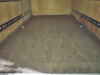 いすゞエルフアルミバン小型（2t・3t）[写真06]