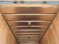 いすゞエルフアルミバン小型（2t・3t）[写真14]