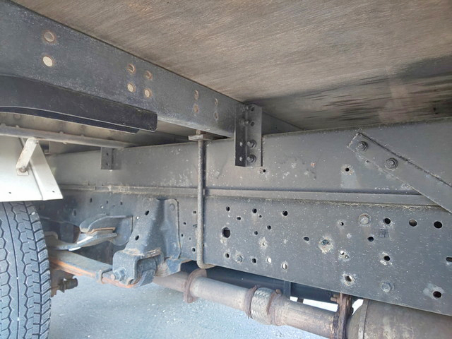 いすゞエルフアルミバン小型（2t・3t）[写真23]