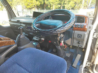 いすゞエルフアルミバン小型（2t・3t）[写真34]