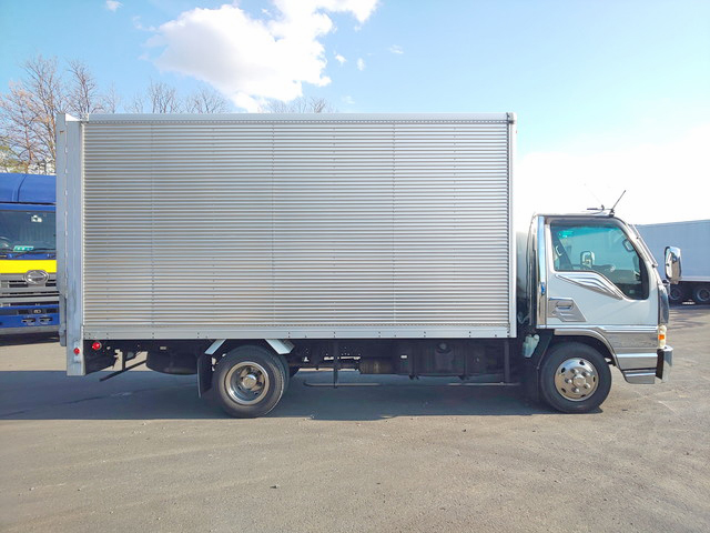 いすゞエルフアルミバン小型（2t・3t）[写真06]