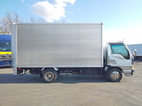 いすゞエルフアルミバン小型（2t・3t）[写真06]