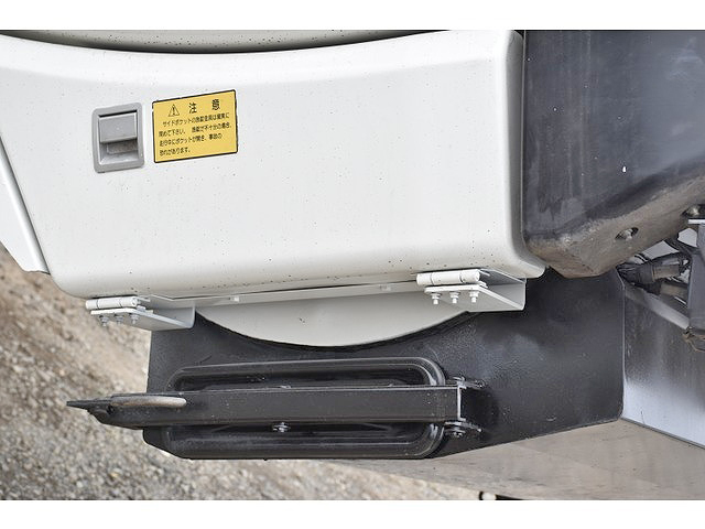 日野デュトロパッカー車（塵芥車）小型（2t・3t）[写真20]