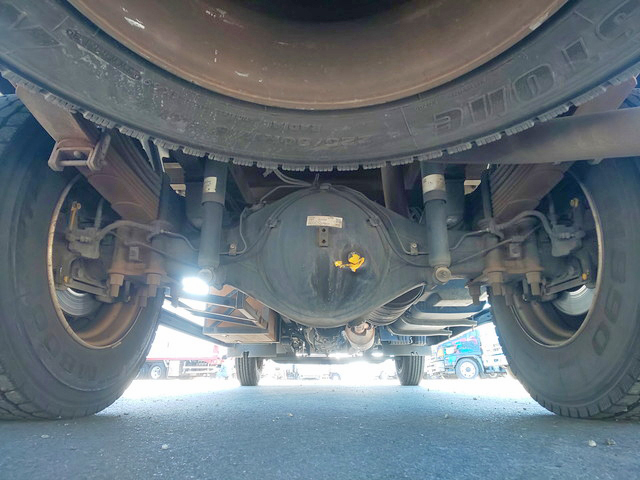 三菱ふそうキャンター平ボディ小型（2t・3t）[写真22]