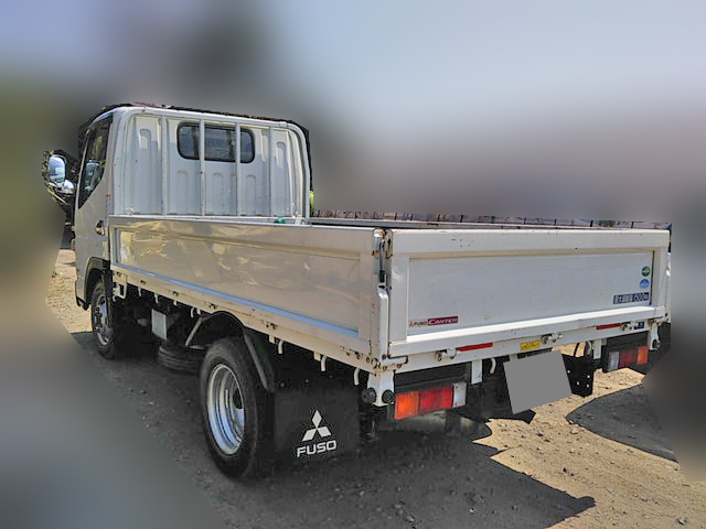 三菱ふそうキャンターガッツ平ボディ小型（2t・3t）[写真02]