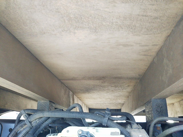 三菱ふそうキャンターガッツ平ボディ小型（2t・3t）[写真20]