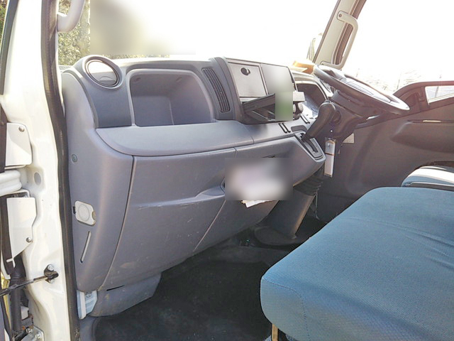 三菱ふそうキャンターガッツ平ボディ小型（2t・3t）[写真35]