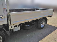 三菱ふそうキャンターガッツ平ボディ小型（2t・3t）[写真06]