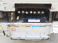 いすゞエルフ高所作業車小型（2t・3t）[写真16]