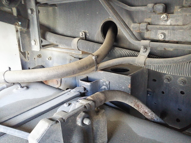 いすゞエルフ高所作業車小型（2t・3t）[写真22]