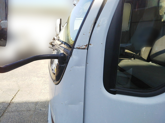 いすゞエルフ高所作業車小型（2t・3t）[写真08]