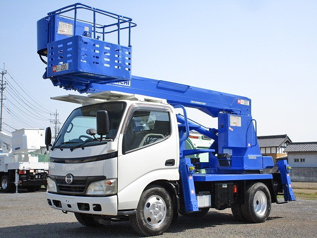 日野デュトロ高所作業車小型（2t・3t）[写真03]