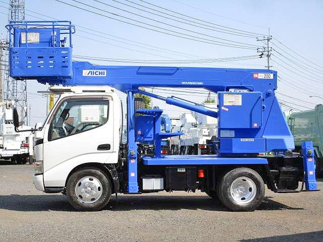 日野デュトロ高所作業車小型（2t・3t）[写真06]