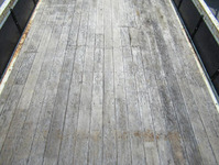 いすゞフォワード平ボディ中型（4t）[写真10]