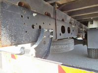 いすゞフォワード平ボディ中型（4t）[写真17]