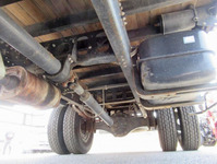 いすゞフォワード平ボディ中型（4t）[写真22]