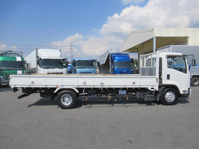 いすゞフォワード平ボディ中型（4t）[写真04]