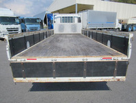 いすゞフォワード平ボディ中型（4t）[写真07]