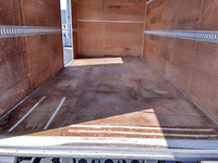 いすゞエルフアルミバン小型（2t・3t）[写真15]