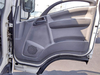 いすゞエルフアルミバン小型（2t・3t）[写真25]