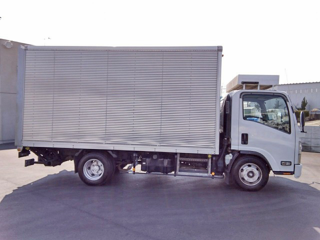 いすゞエルフアルミバン小型（2t・3t）[写真07]