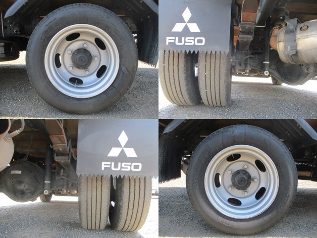 三菱ふそうキャンター平ボディ小型（2t・3t）[写真18]