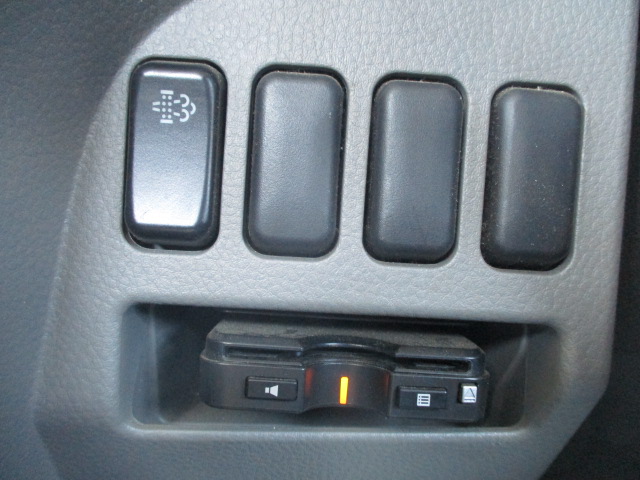 三菱ふそうキャンター平ボディ小型（2t・3t）[写真23]