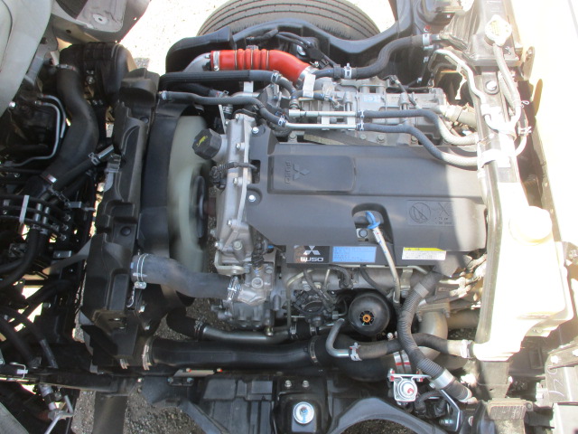 三菱ふそうキャンター平ボディ小型（2t・3t）[写真27]