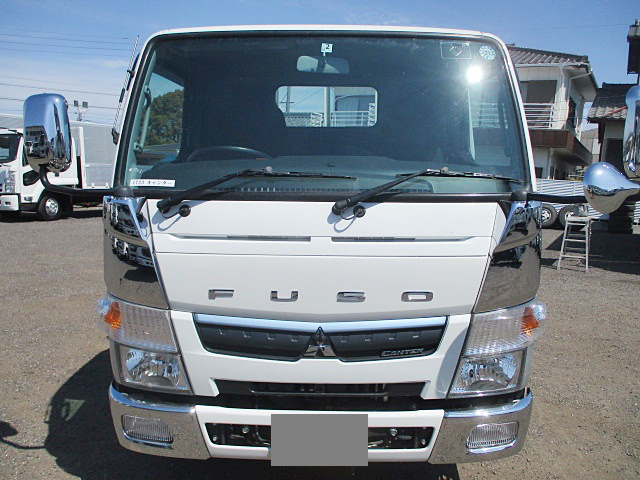 三菱ふそうキャンター平ボディ小型（2t・3t）[写真03]