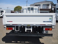 三菱ふそうキャンター平ボディ小型（2t・3t）[写真05]