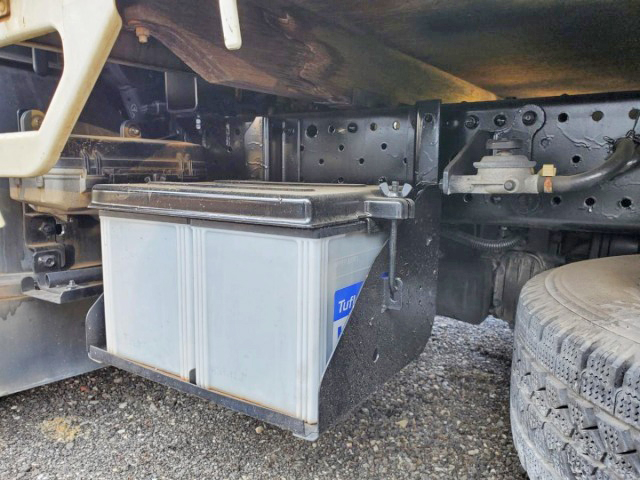 いすゞエルフ平ボディ小型（2t・3t）[写真16]