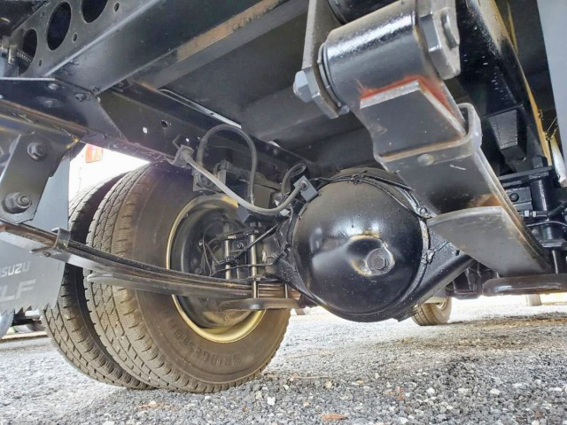 いすゞエルフ平ボディ小型（2t・3t）[写真18]