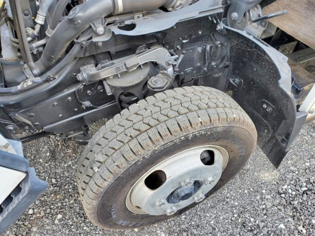 いすゞエルフ平ボディ小型（2t・3t）[写真20]