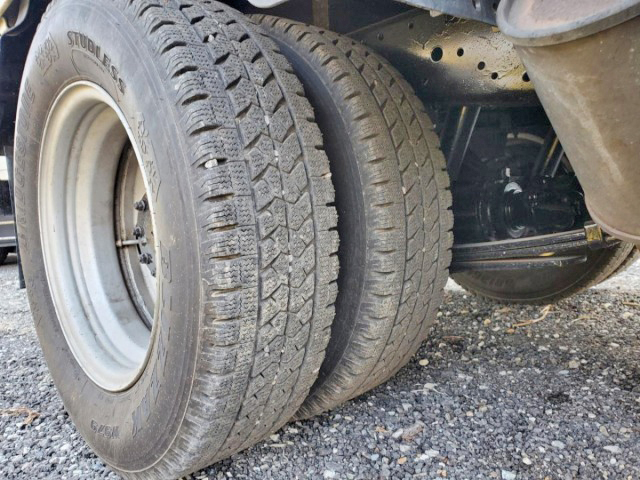 いすゞエルフ平ボディ小型（2t・3t）[写真21]