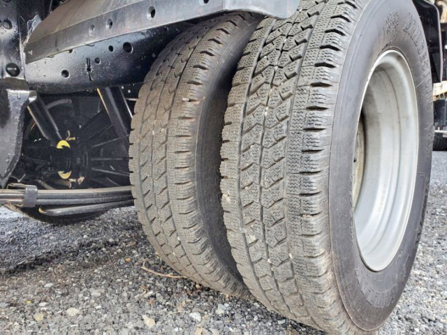 いすゞエルフ平ボディ小型（2t・3t）[写真22]