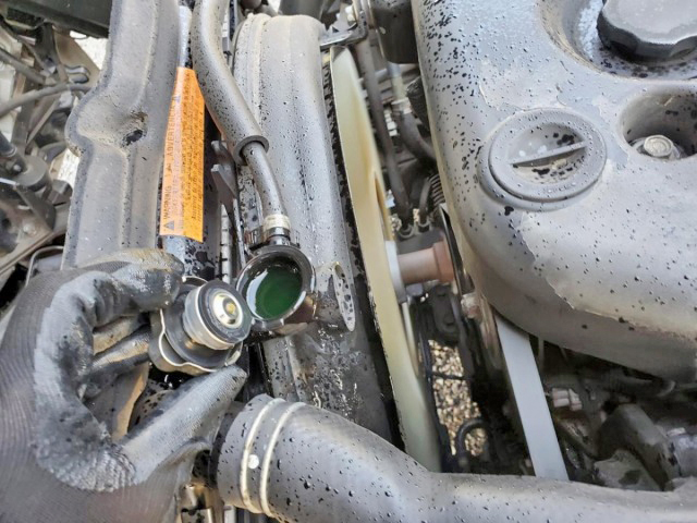 いすゞエルフ平ボディ小型（2t・3t）[写真27]